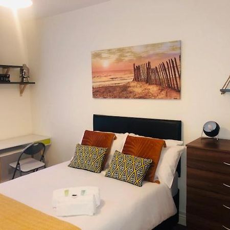 Budget Rooms @ Underwood Lane Crewe Eksteriør billede